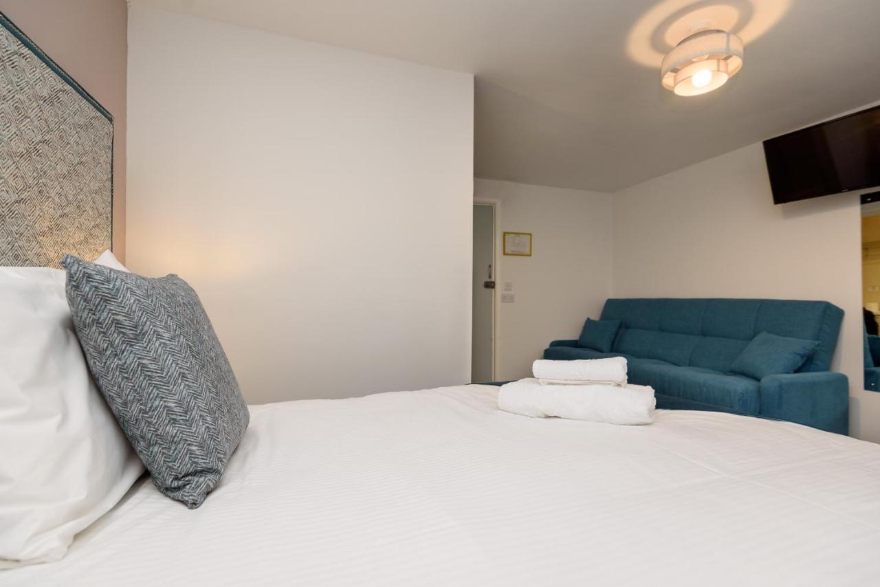 Portbyhan Hotel ルー エクステリア 写真